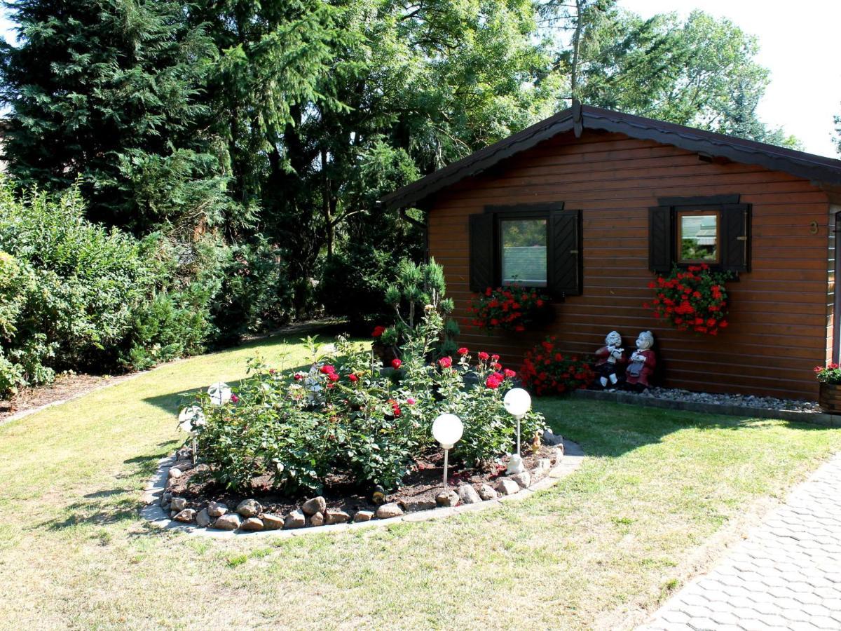 Pretty Bungalow In Neubukow With Garden, Roof Exteriér fotografie